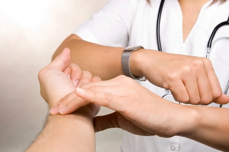 Este normal să ai puls crescut dimineața după trezire?