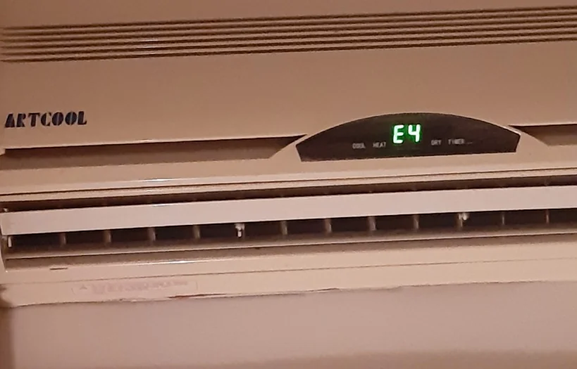 Eroarea E4 la aerul condiționat: Cauze posibile și soluții
