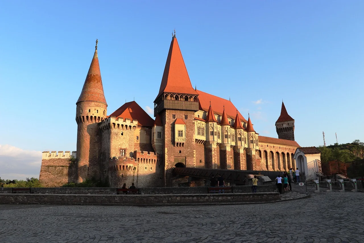 Obiective turistice din Hunedoara pe care nu trebuie să le ratezi
