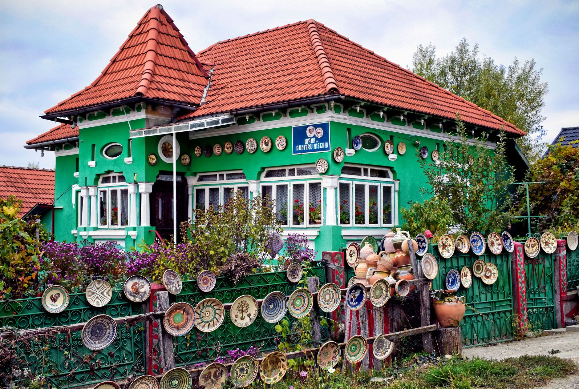 Unde găsești sate tradiționale românești pentru turism rural autentic