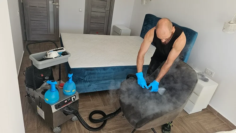 Fotoliul preferat în amenajarea modernă: întreținere atentă fără să compromiți tapițeria